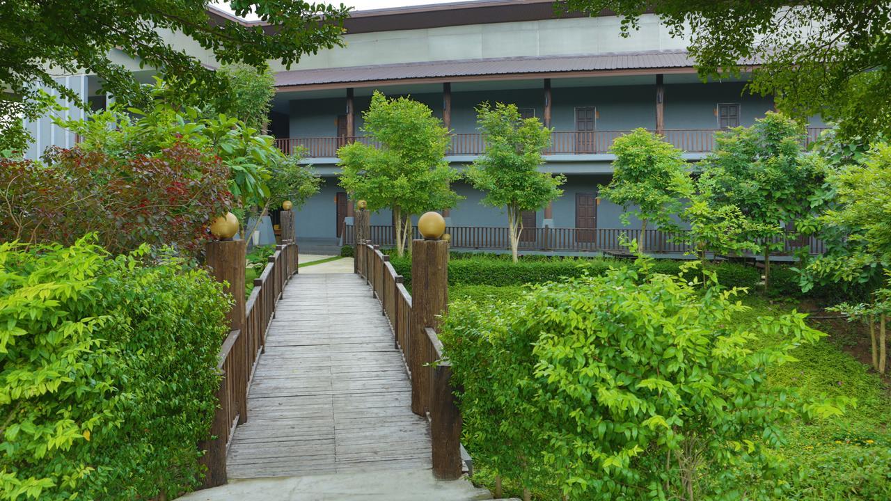 Baan Pailyn Resort Lamphun Li Bagian luar foto