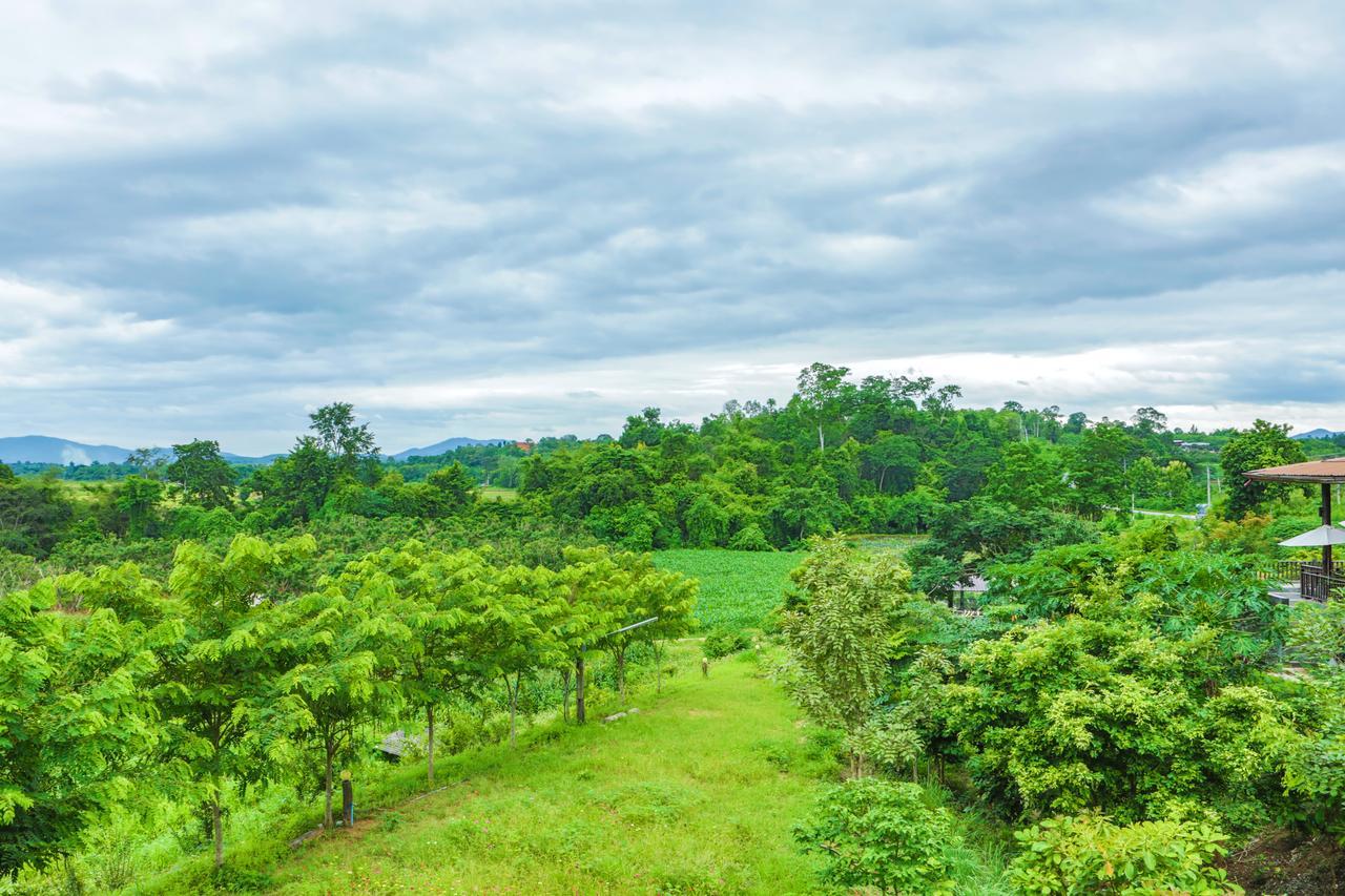 Baan Pailyn Resort Lamphun Li Bagian luar foto