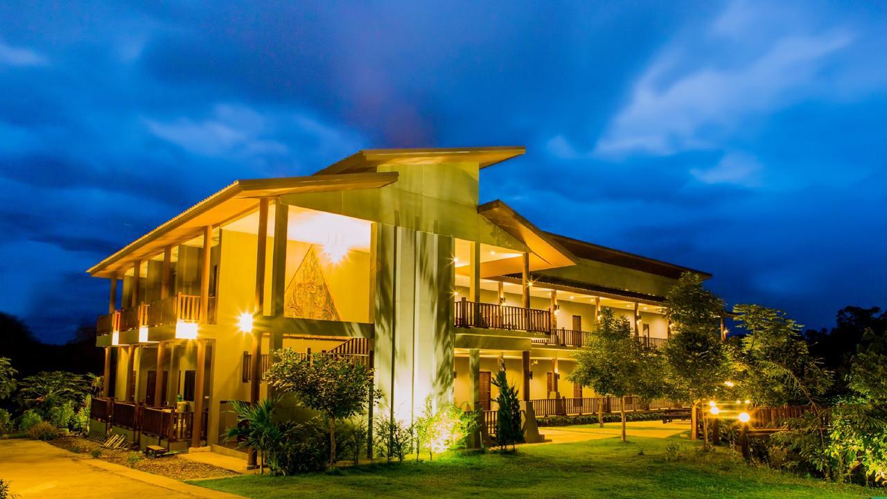 Baan Pailyn Resort Lamphun Li Bagian luar foto